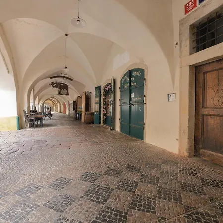 Luxury 2 Bedroom With Ac In The Old Town Appartement
